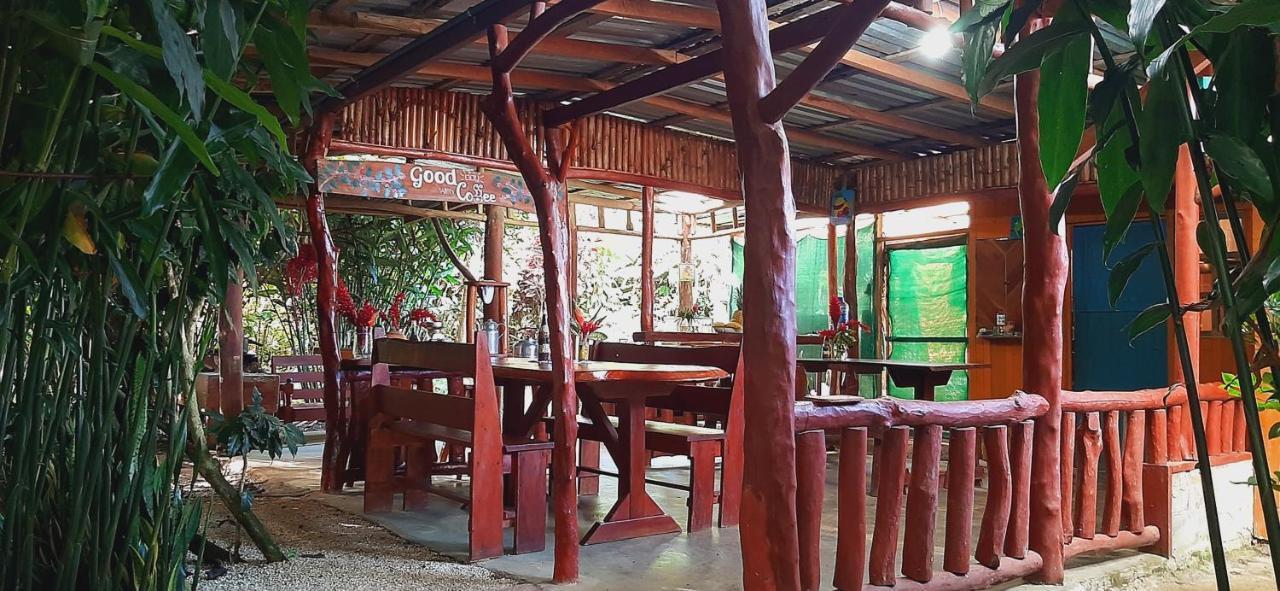 Jardin Entre Montanas Bed & Breakfast Bijagua Luaran gambar